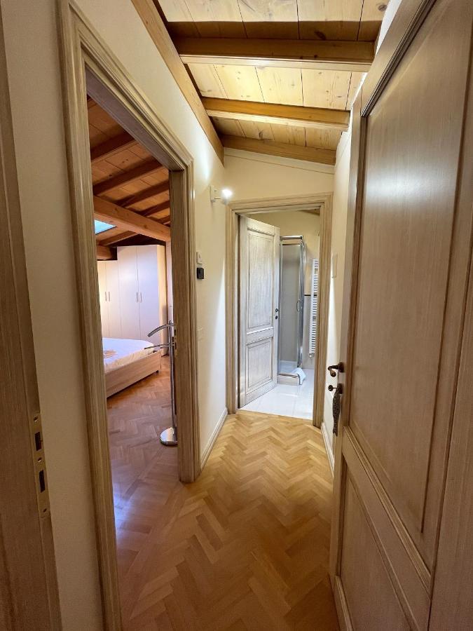 Attic 1 Centro Storico Apartman Peschiera del Garda Kültér fotó