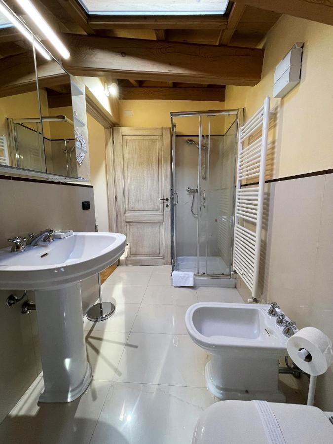 Attic 1 Centro Storico Apartman Peschiera del Garda Kültér fotó