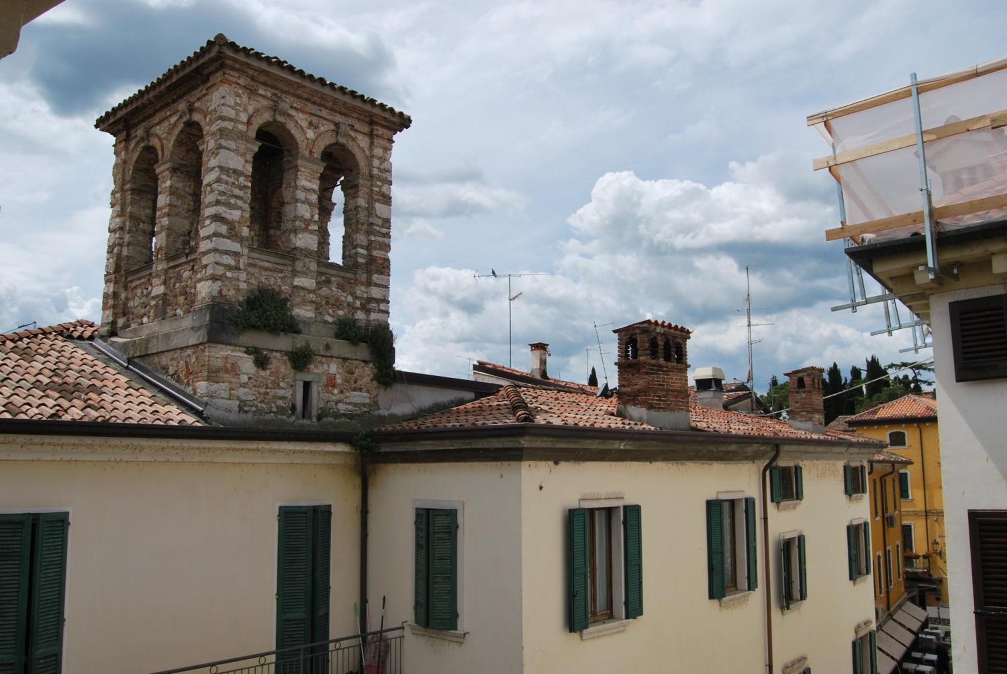 Attic 1 Centro Storico Apartman Peschiera del Garda Kültér fotó