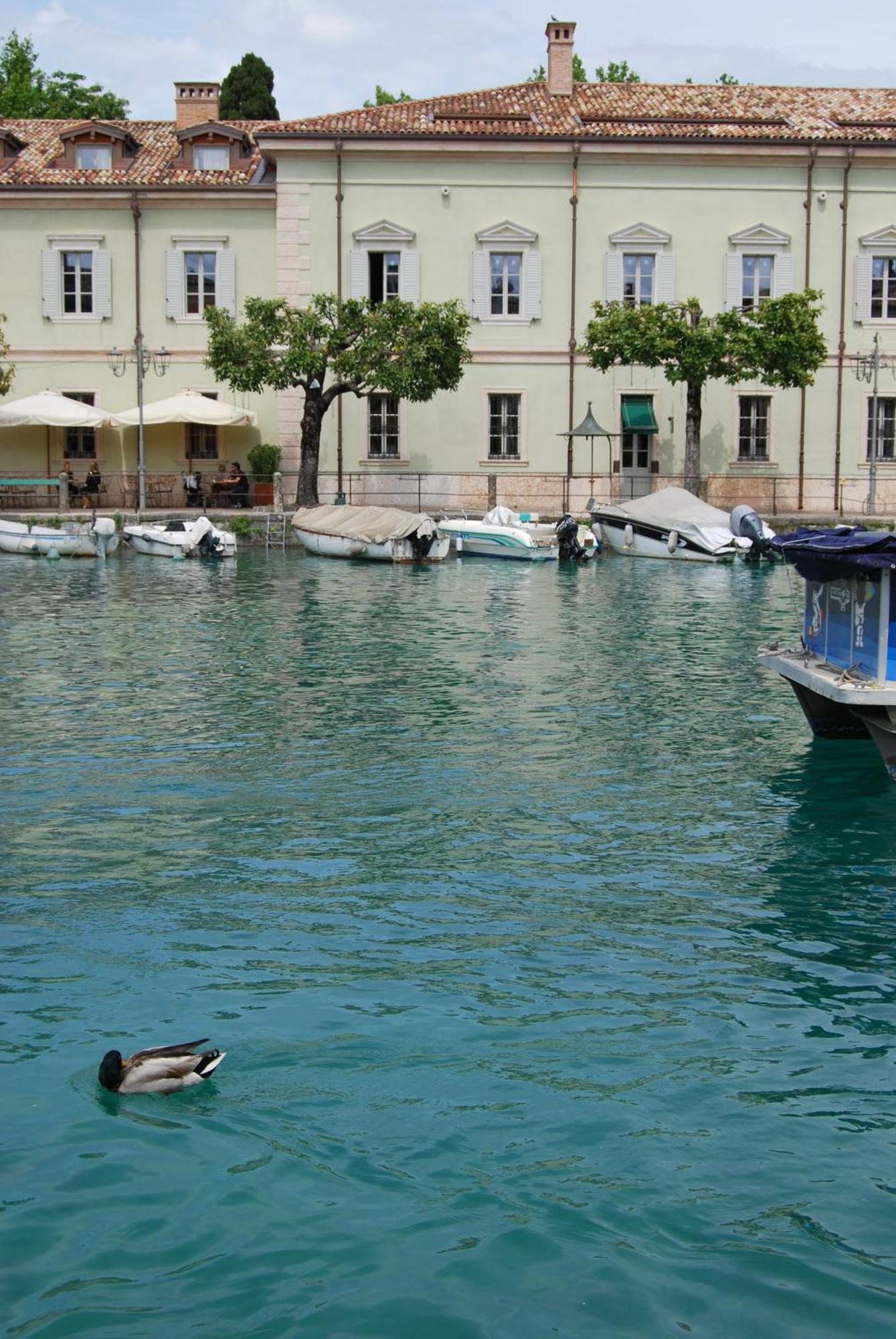 Attic 1 Centro Storico Apartman Peschiera del Garda Kültér fotó