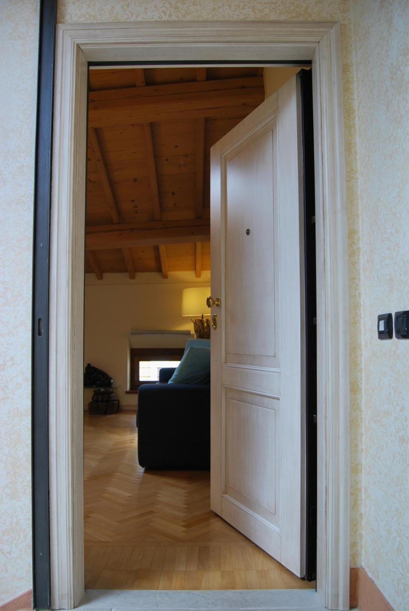 Attic 1 Centro Storico Apartman Peschiera del Garda Kültér fotó
